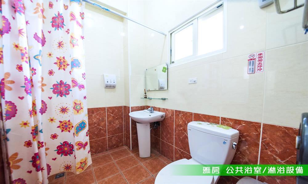 Station Backpackers Hostel Hualien City Exterior photo